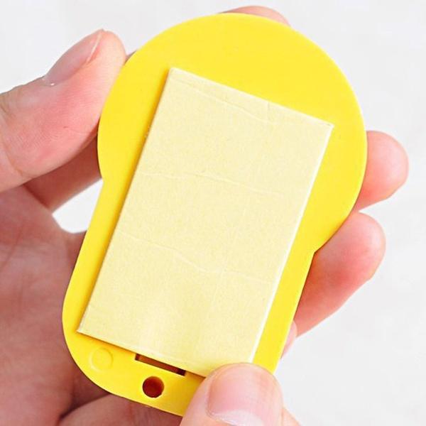 Plastic Self-Adhesive Smiley Face Hooks, 1 Kg Load Capacity (6pcs)