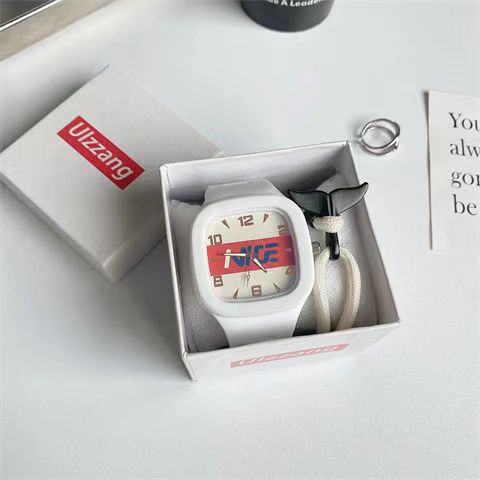 New Square Quartz Watch