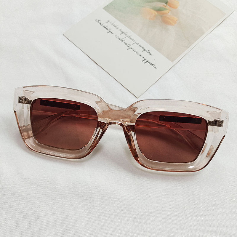 Women’s Cat Eye Sunglasses – Trendy Fashion Full-Frame Shades