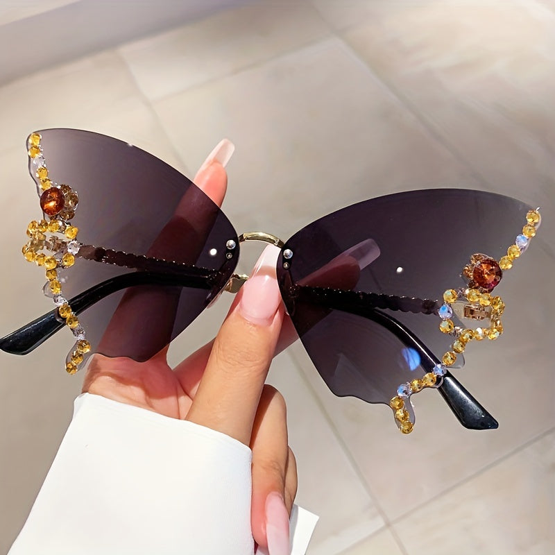 Butterfly Fashion Glasses – Trendy Sunshade for Beach & Party