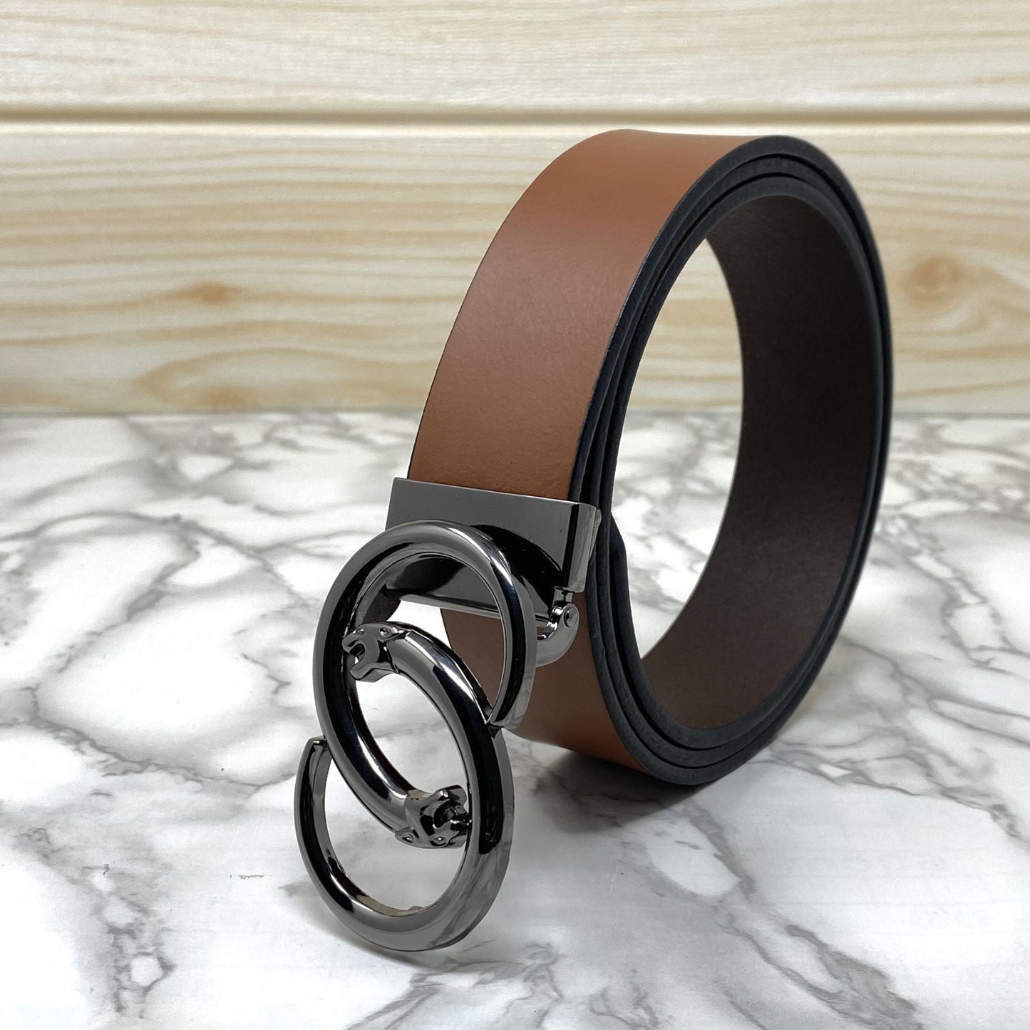 Classic Jaguar Design Leather Strap Belt-SunglassesCraft